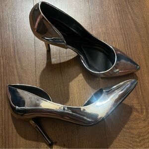 Jessica Simpson Metallic Silver Pointed Toe Pumps 9.5